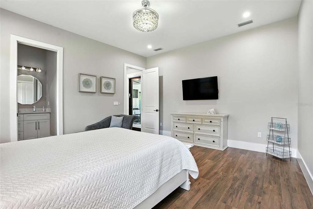 待售: $2,200,000 (4 贝兹, 3 浴室, 3485 平方英尺)