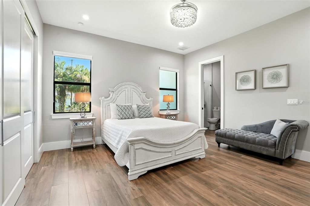 待售: $2,200,000 (4 贝兹, 3 浴室, 3485 平方英尺)