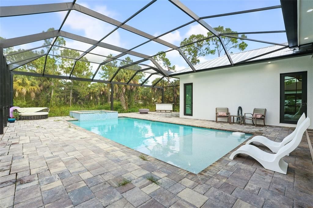 待售: $2,200,000 (4 贝兹, 3 浴室, 3485 平方英尺)