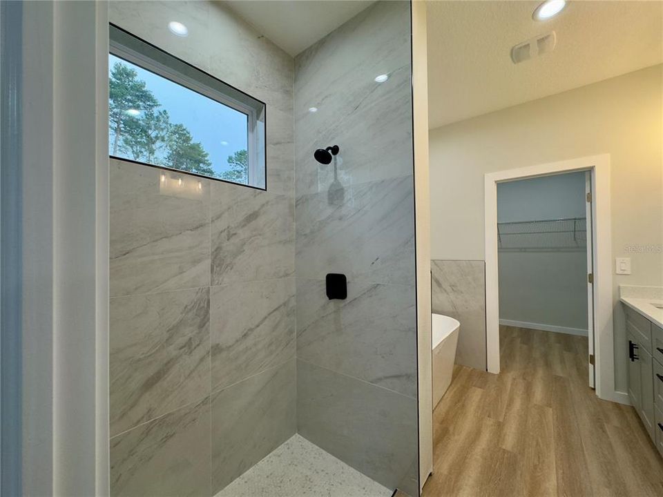 Под контрактом: $49,000 (0.23 acres)