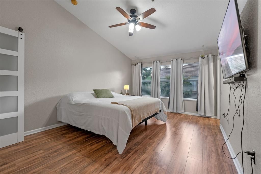 Activo con contrato: $310,000 (3 camas, 2 baños, 1682 Pies cuadrados)