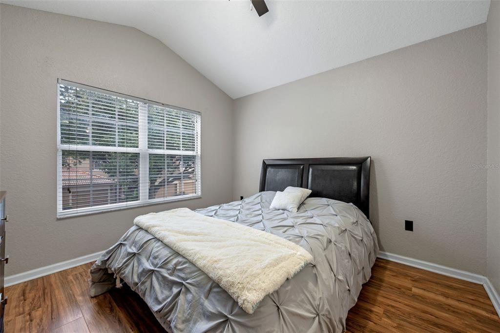 Activo con contrato: $310,000 (3 camas, 2 baños, 1682 Pies cuadrados)