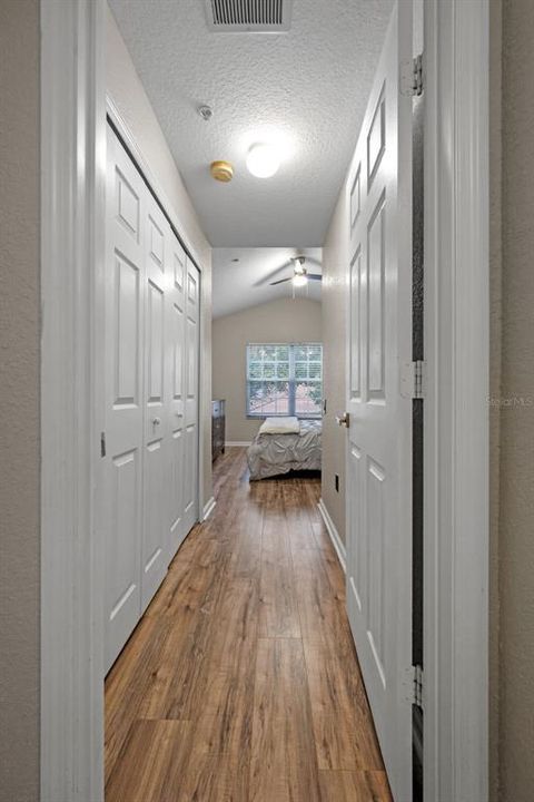 Activo con contrato: $310,000 (3 camas, 2 baños, 1682 Pies cuadrados)