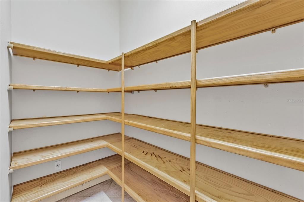 Active With Contract: $709,900 (4 beds, 3 baths, 2859 Square Feet)