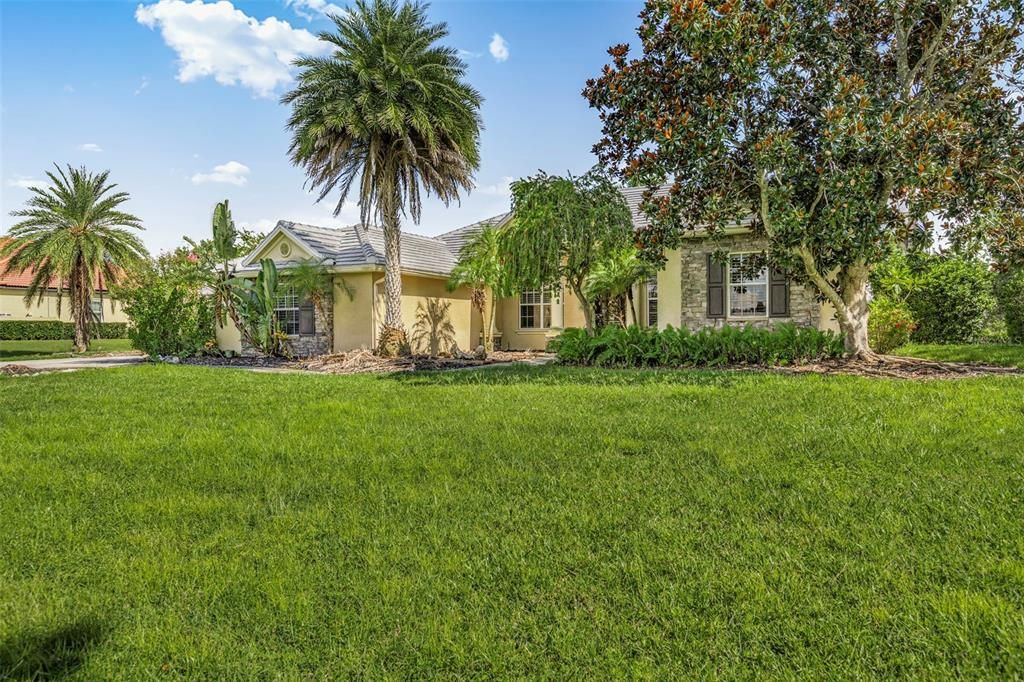 Active With Contract: $709,900 (4 beds, 3 baths, 2859 Square Feet)