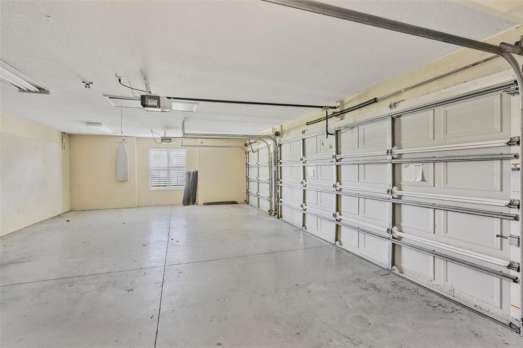 Active With Contract: $709,900 (4 beds, 3 baths, 2859 Square Feet)