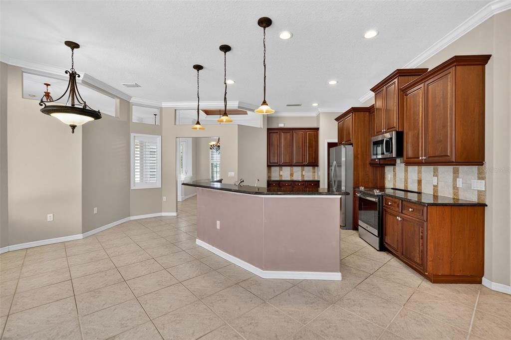 Active With Contract: $709,900 (4 beds, 3 baths, 2859 Square Feet)