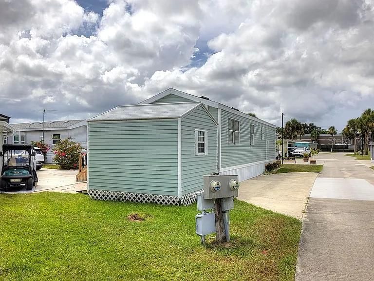 For Sale: $135,000 (1 beds, 1 baths, 480 Square Feet)