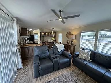 For Sale: $135,000 (1 beds, 1 baths, 480 Square Feet)