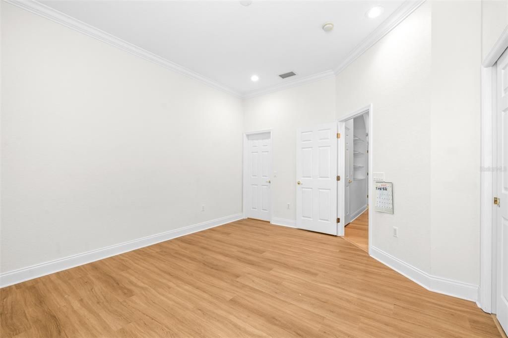 For Sale: $695,000 (3 beds, 2 baths, 3330 Square Feet)