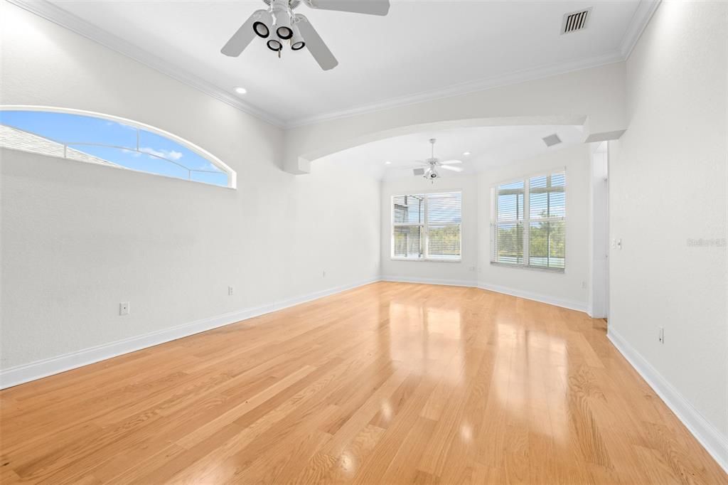 For Sale: $695,000 (3 beds, 2 baths, 3330 Square Feet)