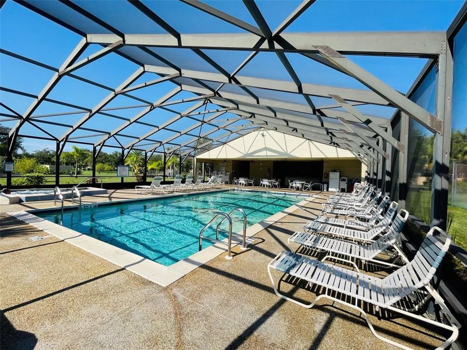 For Rent: $2,700 (2 beds, 2 baths, 893 Square Feet)