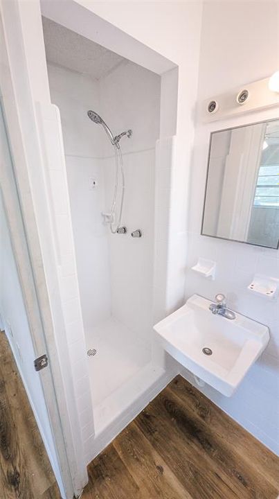 待售: $219,000 (3 贝兹, 2 浴室, 1304 平方英尺)