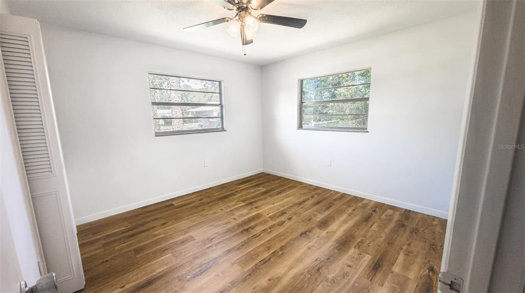 待售: $219,000 (3 贝兹, 2 浴室, 1304 平方英尺)