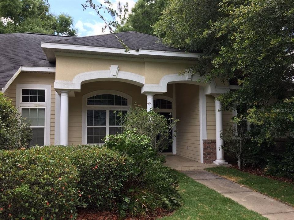 В аренду: $2,450 (3 спален, 2 ванн, 2376 Квадратных фут)