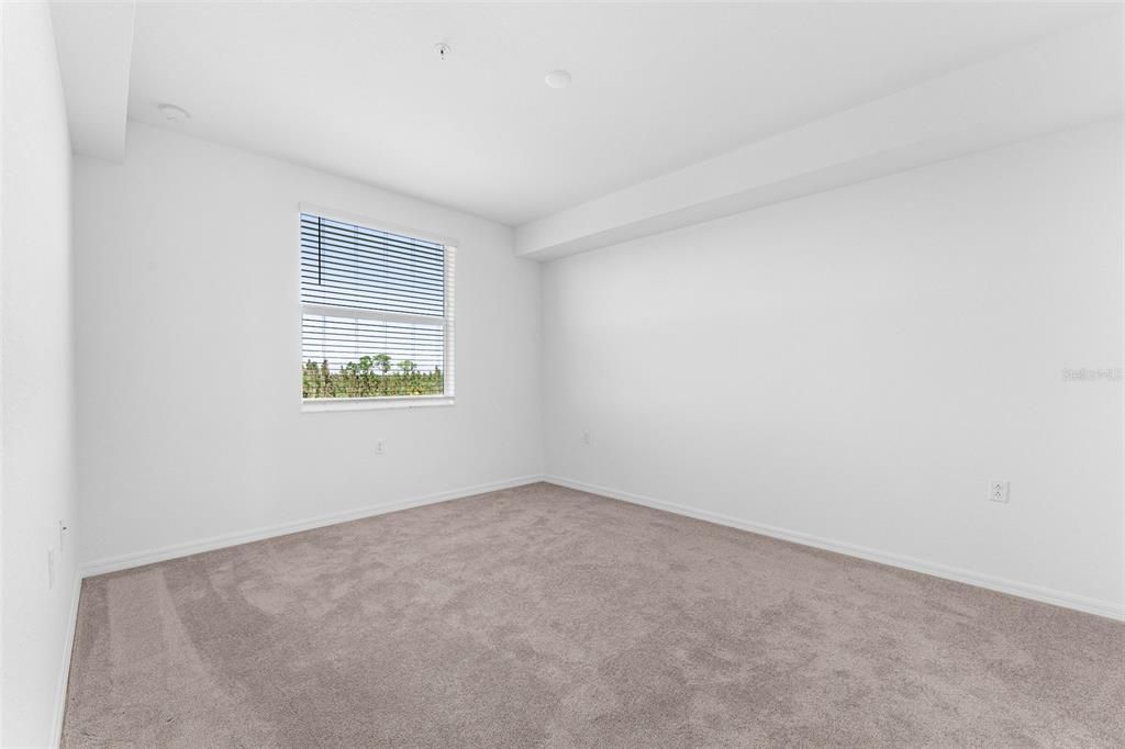 For Rent: $2,000 (2 beds, 2 baths, 1120 Square Feet)