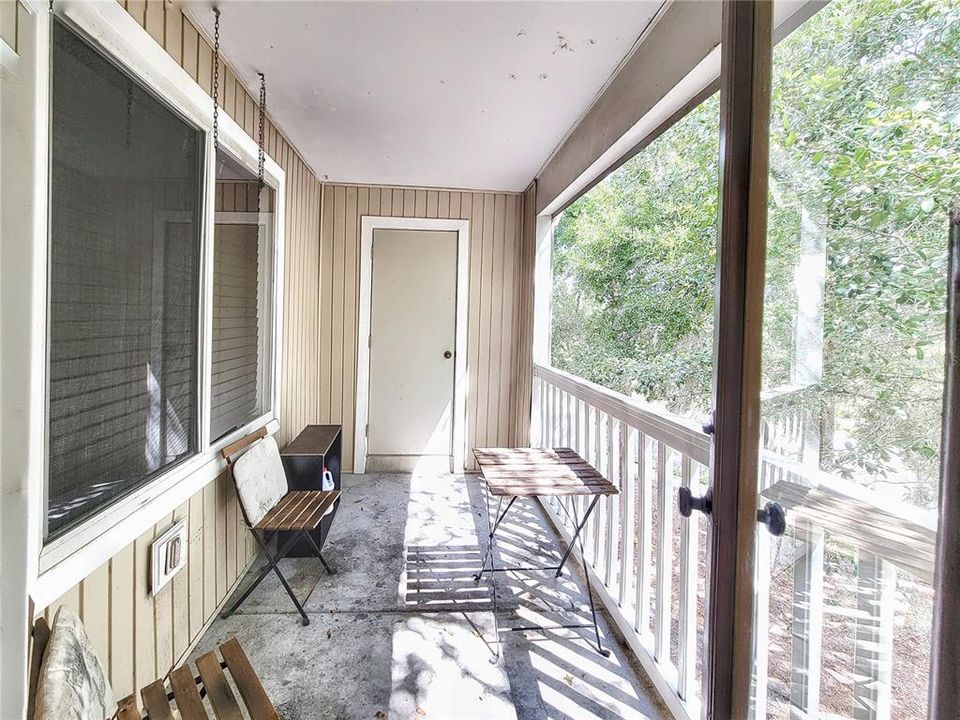 For Sale: $194,500 (4 beds, 4 baths, 1177 Square Feet)