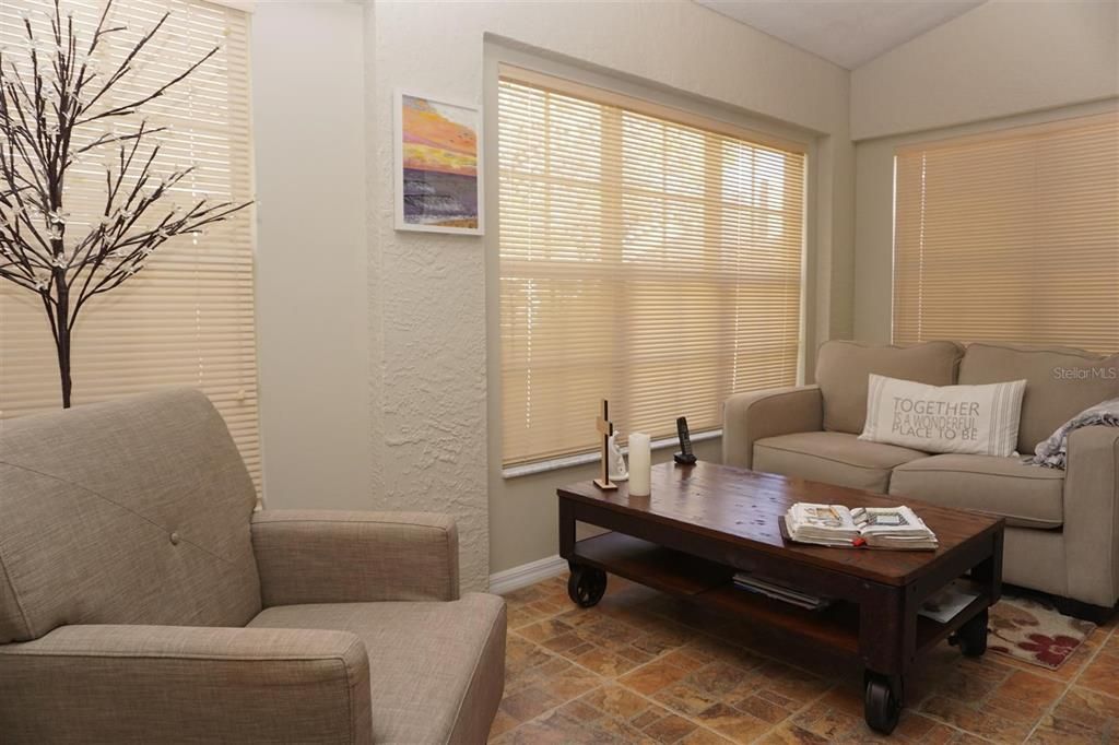 En Venta: $234,900 (2 camas, 2 baños, 1518 Pies cuadrados)