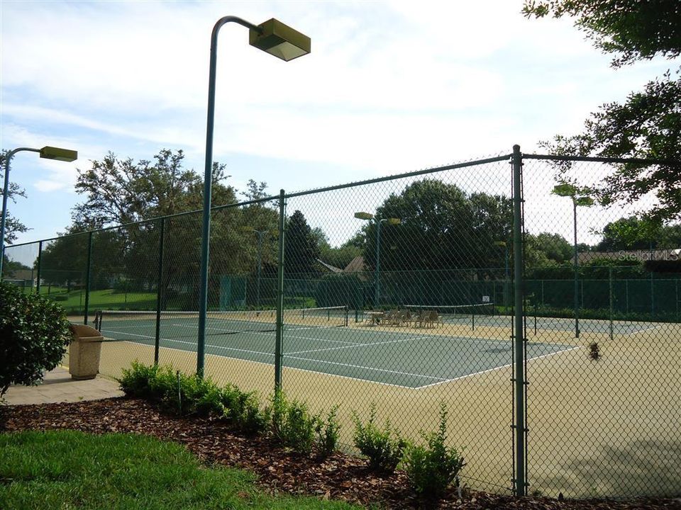 En Venta: $234,900 (2 camas, 2 baños, 1518 Pies cuadrados)