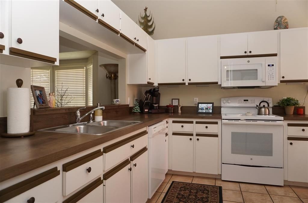 En Venta: $234,900 (2 camas, 2 baños, 1518 Pies cuadrados)