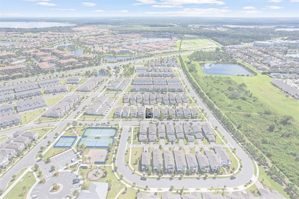 合同活跃: $485,000 (3 贝兹, 2 浴室, 1712 平方英尺)