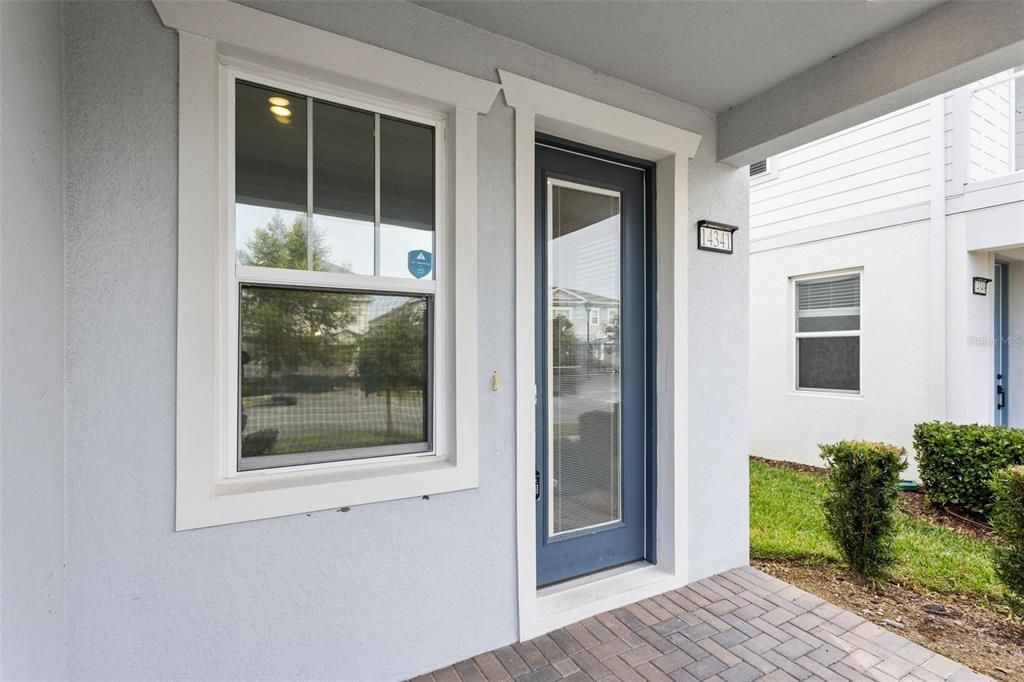 合同活跃: $485,000 (3 贝兹, 2 浴室, 1712 平方英尺)