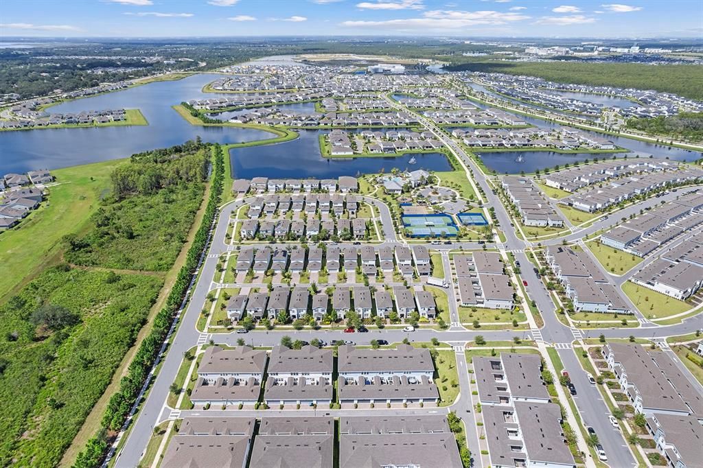 合同活跃: $485,000 (3 贝兹, 2 浴室, 1712 平方英尺)