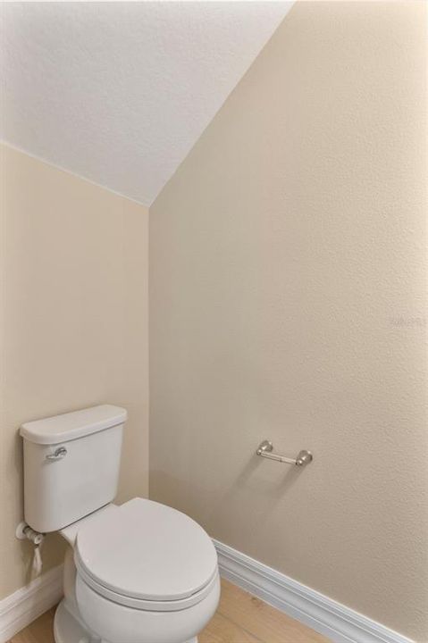 合同活跃: $485,000 (3 贝兹, 2 浴室, 1712 平方英尺)