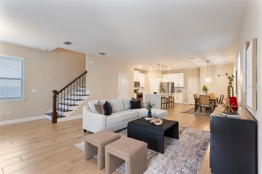 合同活跃: $485,000 (3 贝兹, 2 浴室, 1712 平方英尺)