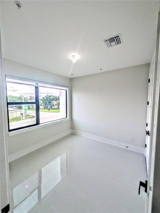 В аренду: $4,900 (2 спален, 2 ванн, 1850 Квадратных фут)