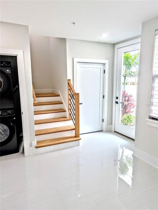 В аренду: $4,900 (2 спален, 2 ванн, 1850 Квадратных фут)