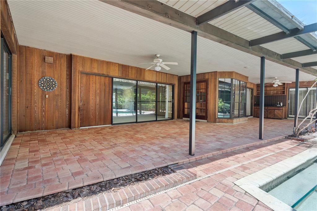 Active With Contract: $829,750 (4 beds, 3 baths, 2936 Square Feet)