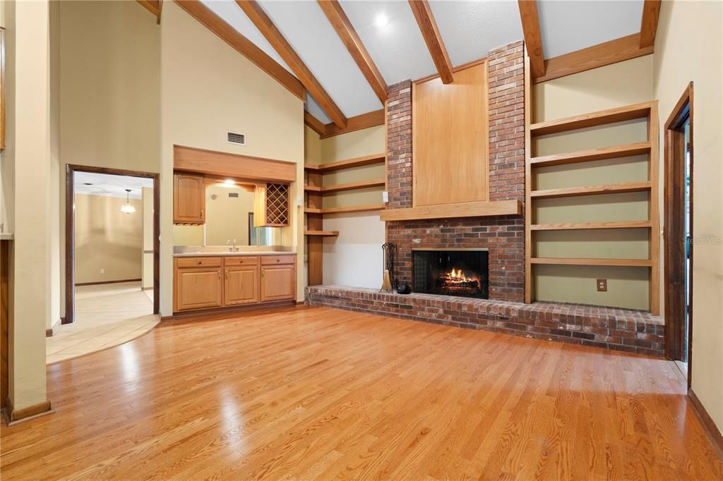 Active With Contract: $829,750 (4 beds, 3 baths, 2936 Square Feet)