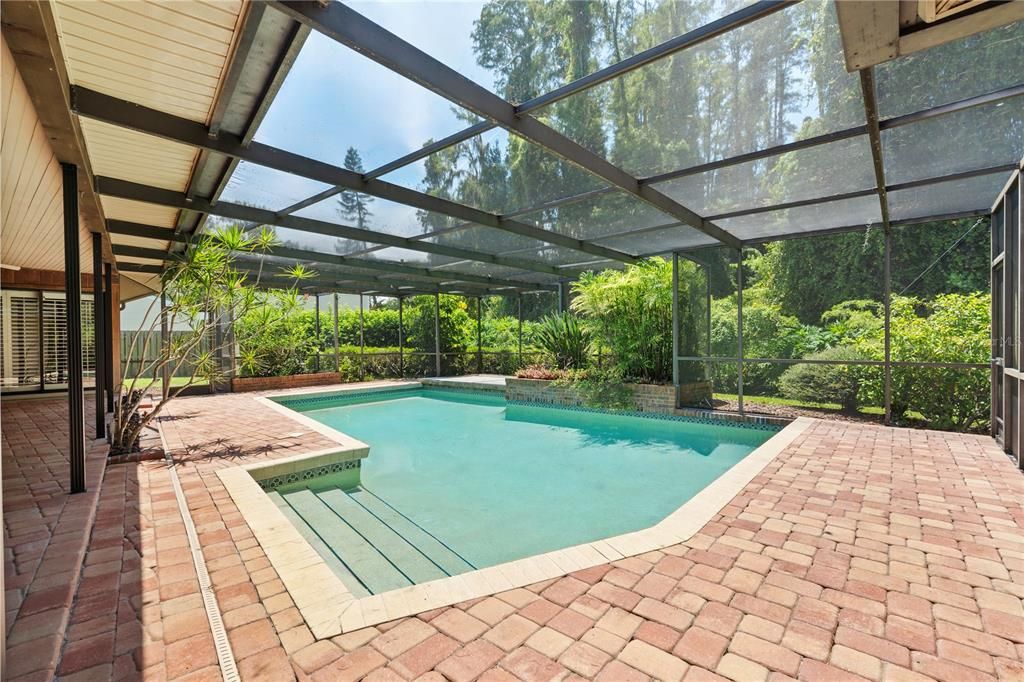 Active With Contract: $829,750 (4 beds, 3 baths, 2936 Square Feet)