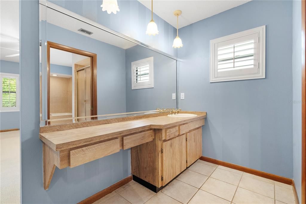 Active With Contract: $829,750 (4 beds, 3 baths, 2936 Square Feet)