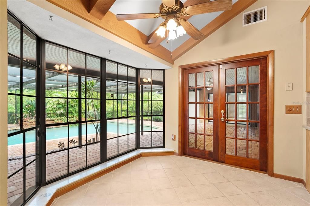 Active With Contract: $829,750 (4 beds, 3 baths, 2936 Square Feet)