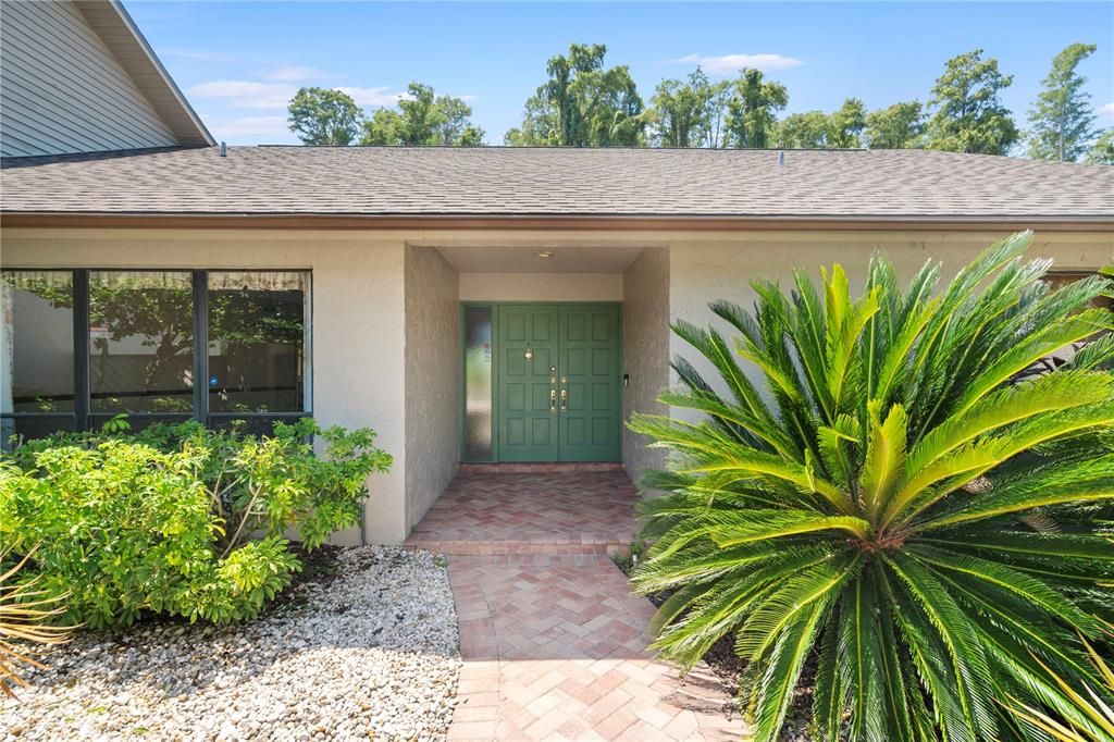 Active With Contract: $829,750 (4 beds, 3 baths, 2936 Square Feet)