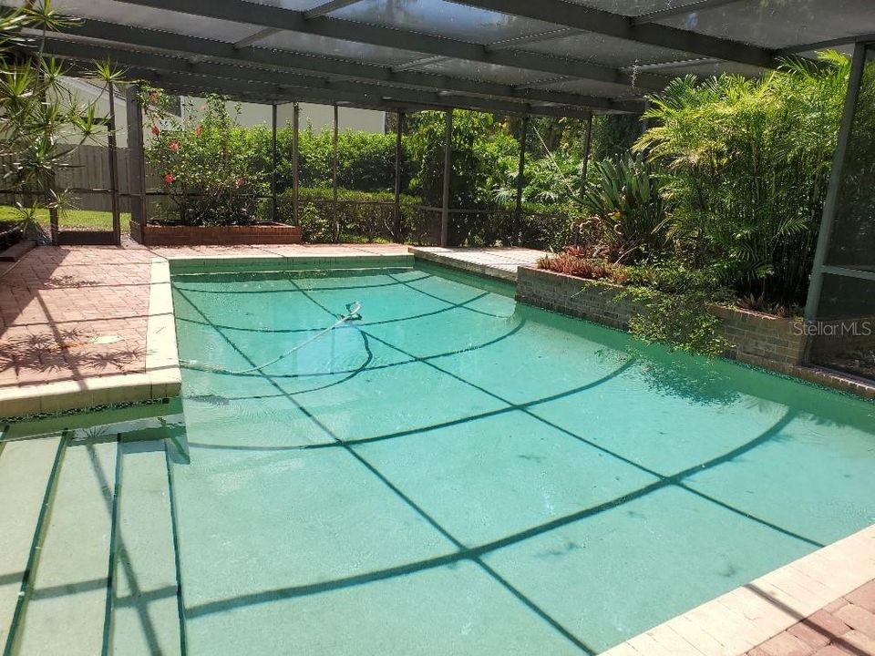 Active With Contract: $829,750 (4 beds, 3 baths, 2936 Square Feet)