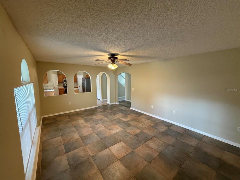 For Rent: $2,800 (4 beds, 2 baths, 2208 Square Feet)