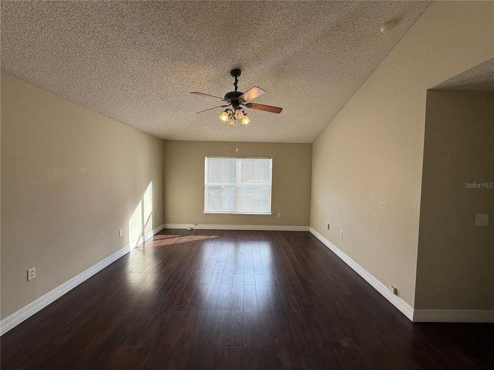 For Rent: $2,800 (4 beds, 2 baths, 2208 Square Feet)