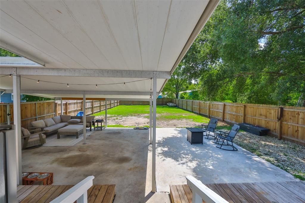 For Sale: $324,999 (3 beds, 2 baths, 1668 Square Feet)