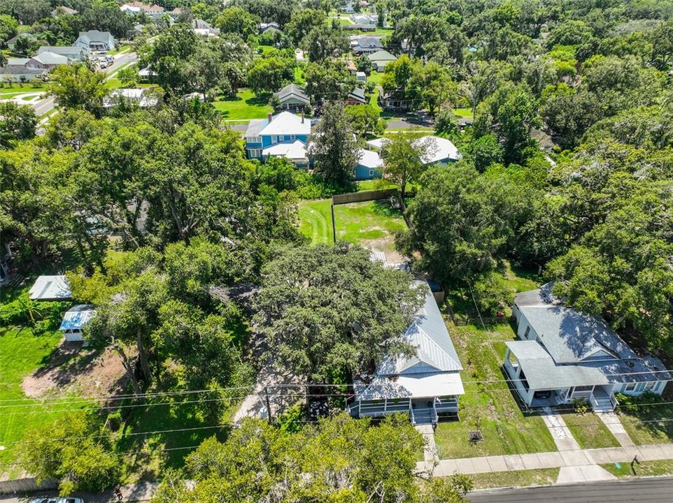 For Sale: $324,999 (3 beds, 2 baths, 1668 Square Feet)