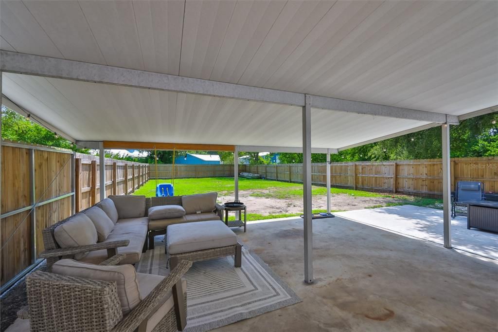 For Sale: $324,999 (3 beds, 2 baths, 1668 Square Feet)