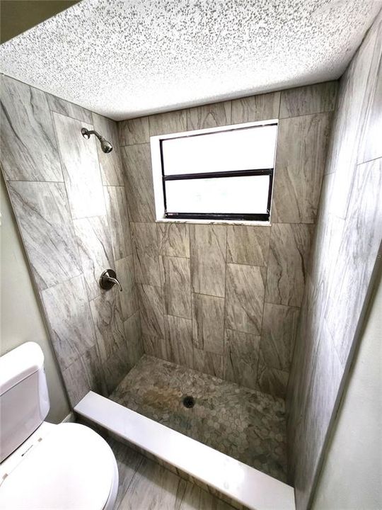 Activo con contrato: $314,900 (3 camas, 2 baños, 1584 Pies cuadrados)