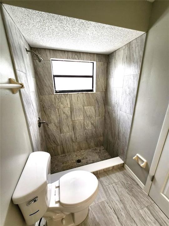 Activo con contrato: $314,900 (3 camas, 2 baños, 1584 Pies cuadrados)