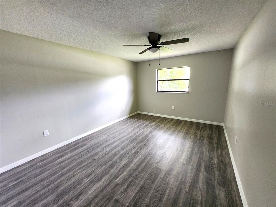 Activo con contrato: $314,900 (3 camas, 2 baños, 1584 Pies cuadrados)