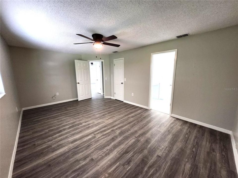 Activo con contrato: $314,900 (3 camas, 2 baños, 1584 Pies cuadrados)