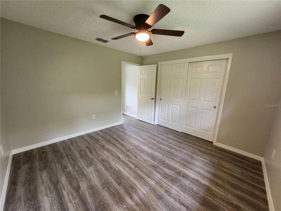 Activo con contrato: $314,900 (3 camas, 2 baños, 1584 Pies cuadrados)