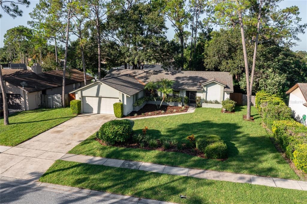 合同活跃: $549,000 (3 贝兹, 2 浴室, 1819 平方英尺)