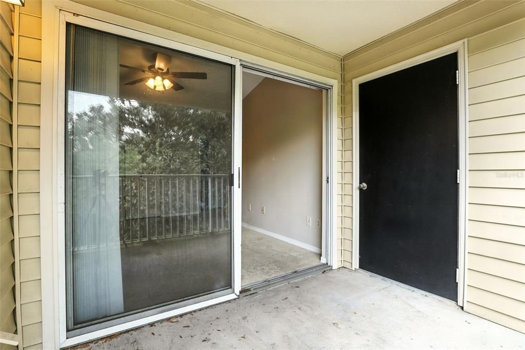 En Venta: $239,000 (2 camas, 2 baños, 975 Pies cuadrados)